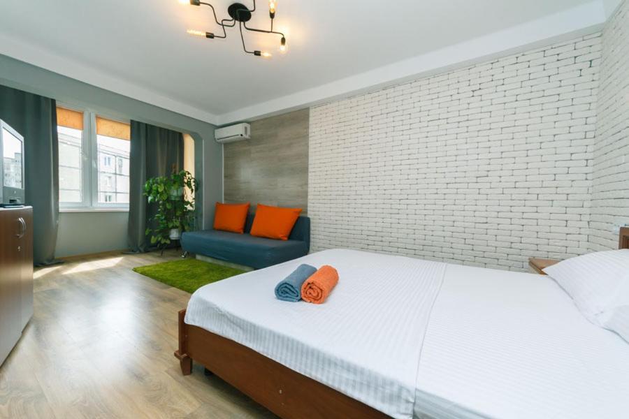 Apartment Near Dream Town Kyiv Eksteriør billede